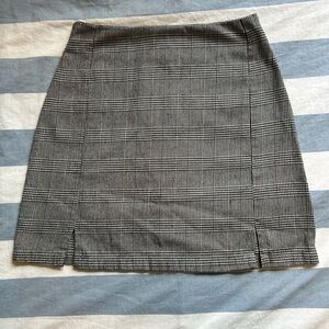 Brandy Melville Black and White Plaid Mini Skirt